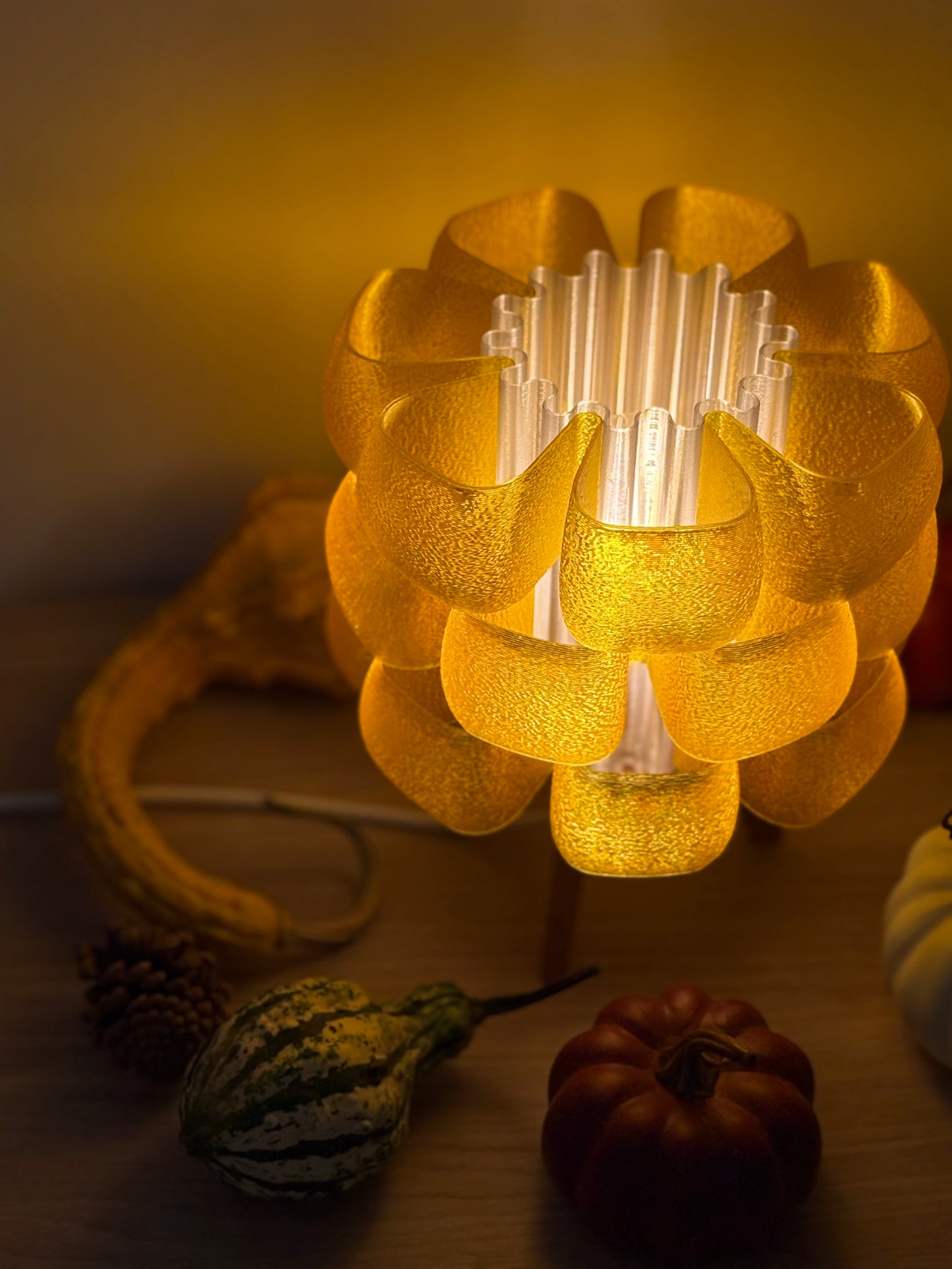 Lampada da tavolo Nebula - Pumpkin yellow